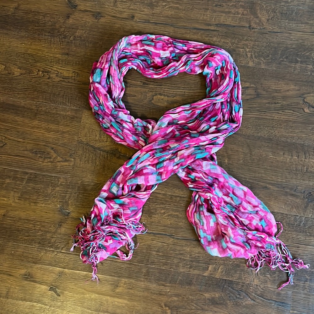 Light weight scarf